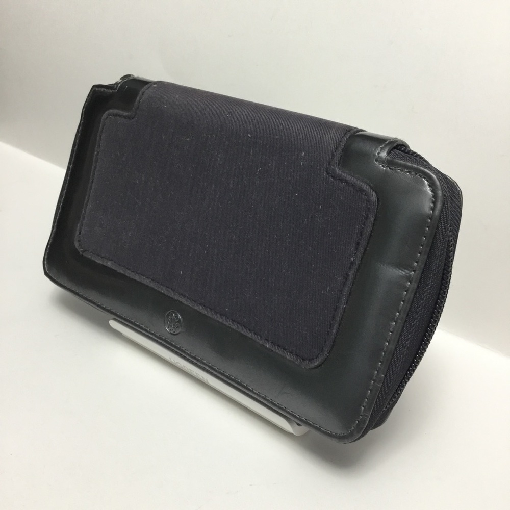 Guerlain Wallet - Picture 16 of 16